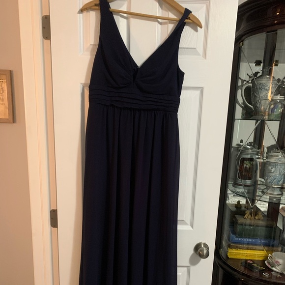 Full length Dress - Picture 1 of 2